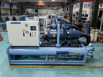 工業(yè)用螺桿冷水機(jī)組怎么選擇？